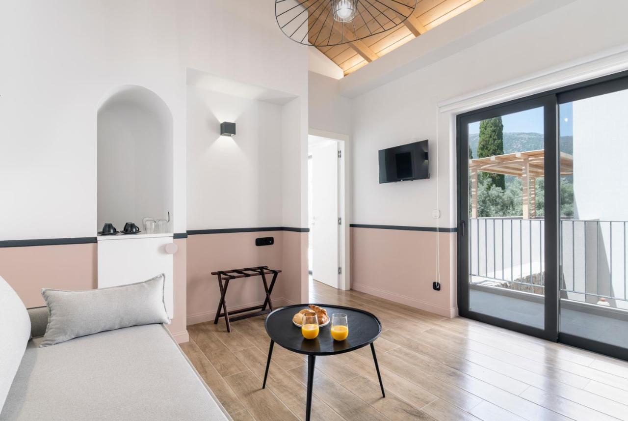 13 Keys Suites Nydri  Dış mekan fotoğraf