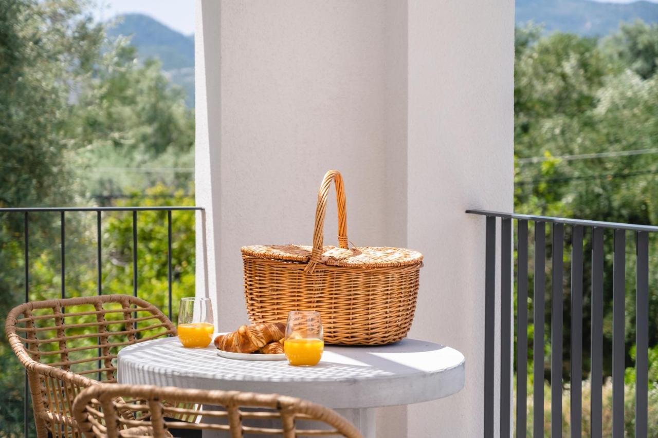 13 Keys Suites Nydri  Dış mekan fotoğraf